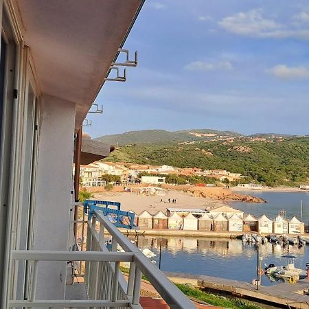 Fronte Mare Bella Vista Appartement Isola Rossa Buitenkant foto
